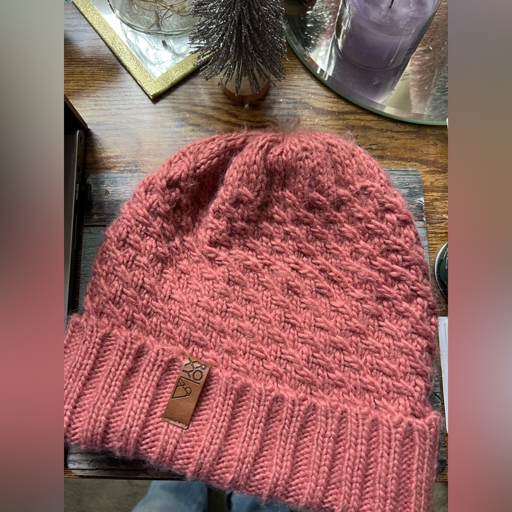 Roxy Knit Beanie Hat in Rose Pink